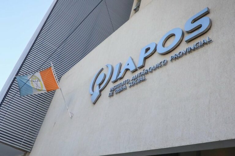 IAPOS reintegró más de  millones a afiliados por cobros indebidos de plus
