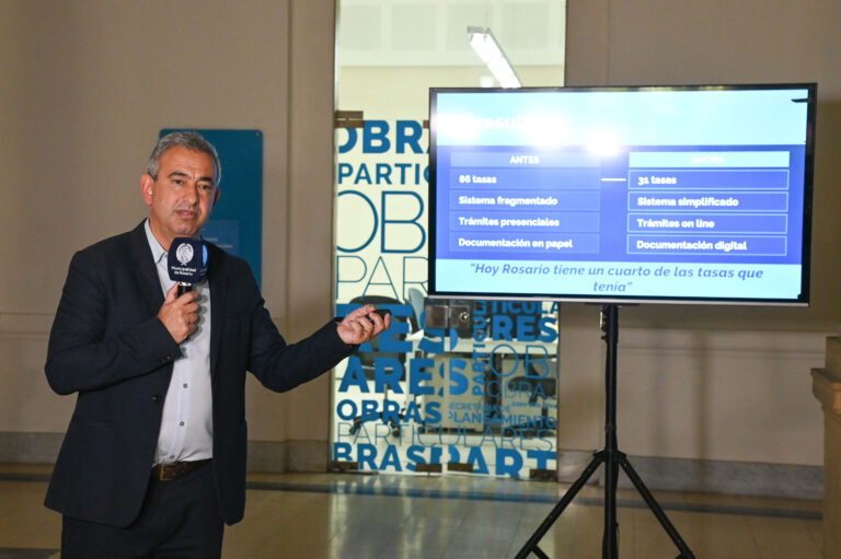 Menos burocracia: Javkin anunció la eliminación de nuevas tasas municipales