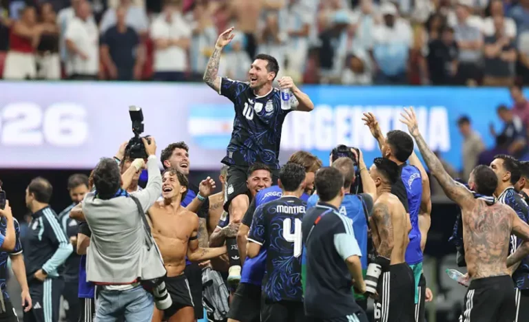 Mundial 2026 Video: ¡Crece la épica! Argentina Remonta 2-1 a Inglaterra y enfrentará a España en la final Mundial 2026 Video: ¡Crece la épica! Argentina Remonta 2-1 a Inglaterra y enfrentará a España en la final